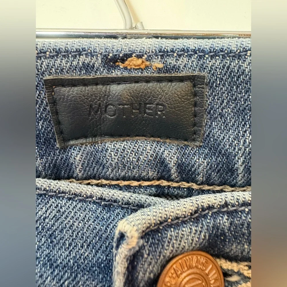 Mother The Mid Rise Hiker Hover Penny For Your Thoughts Button Fly Jeans Size 26 - Picture 8 of 10